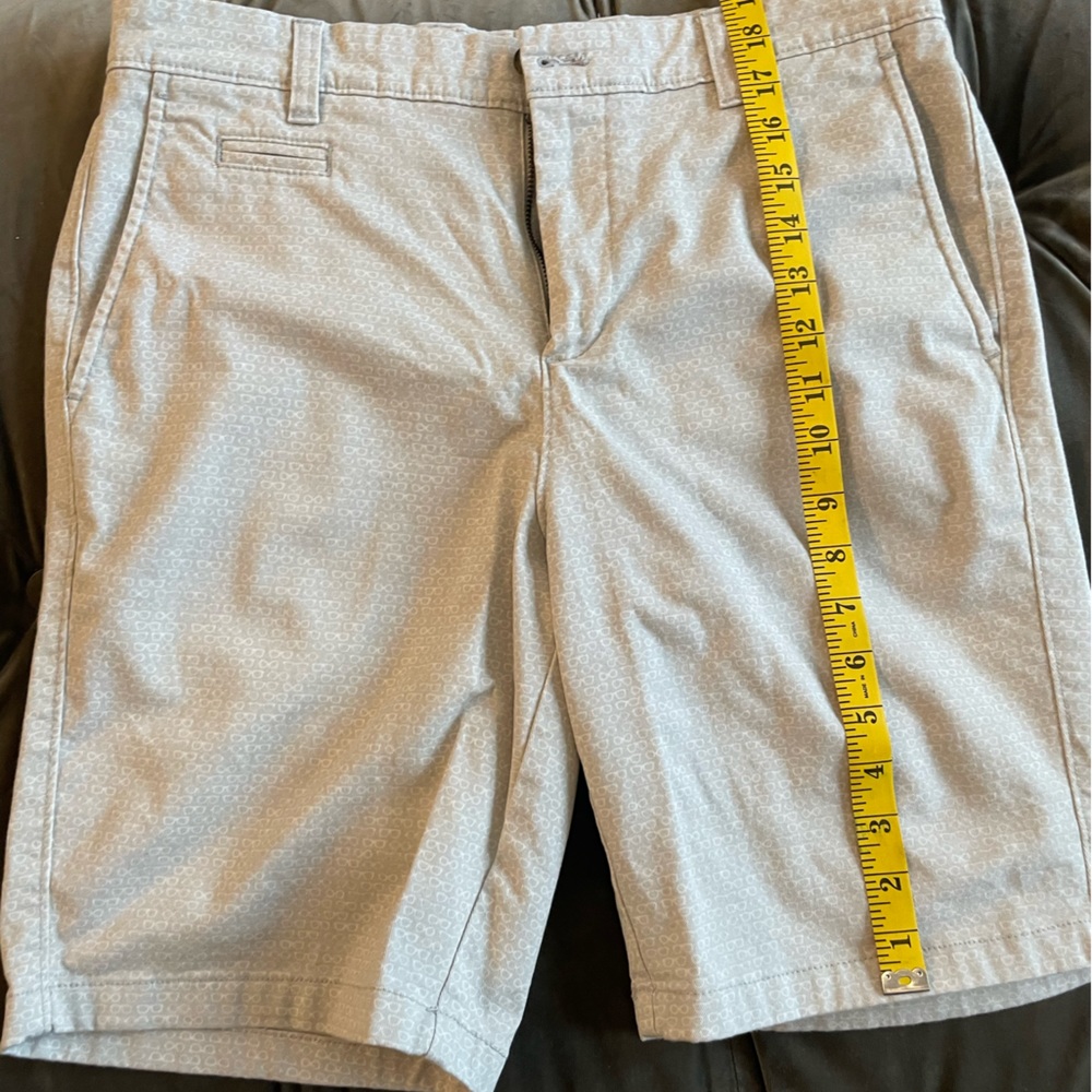 Johnnie O pattern shorts